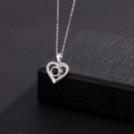 Heartfelt Memory Projection Necklace (4)